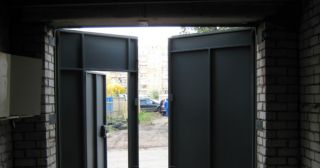 Купить гаражные ворота распашные Железнодорожный, цена от 3922 руб.
